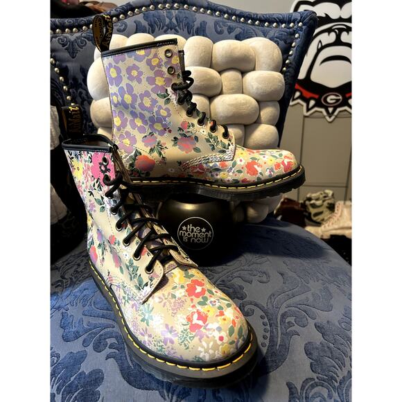 Dr. Martens Shoes - Dr Martens Cream Floral Mash Up 1460 size 8/EU 39 NWOT